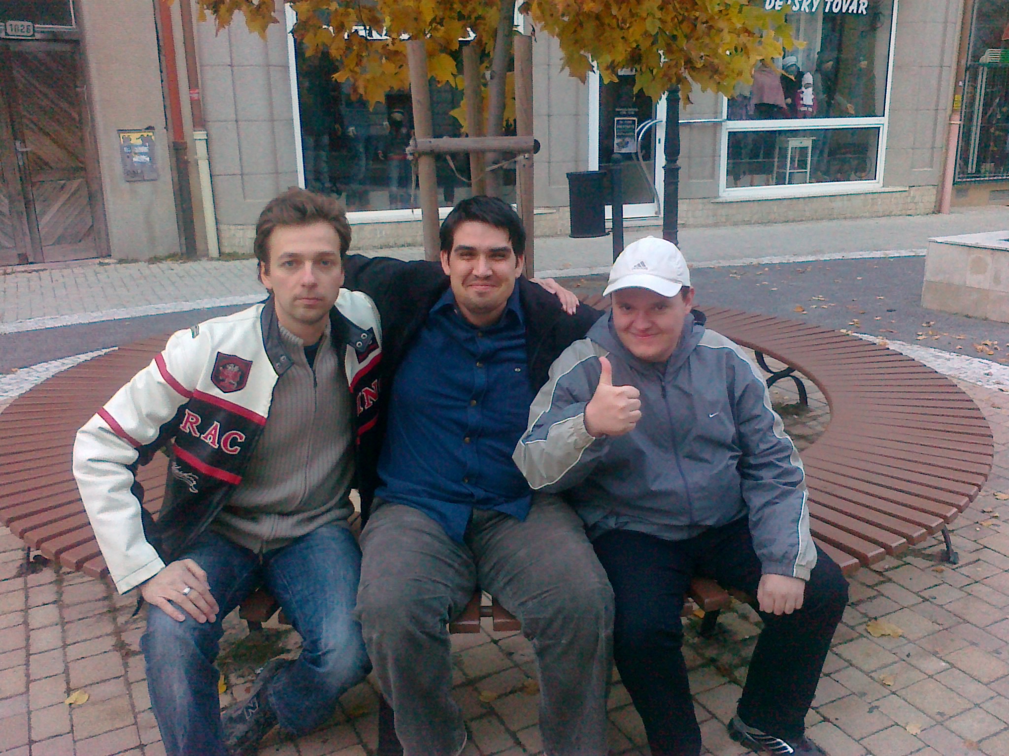 16102010028.jpg